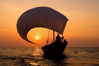 5  Dhow Boat Excursion Pumulani Lake Malawi 5  Dhow Boat Excursion Pumulani Lake Malawi
