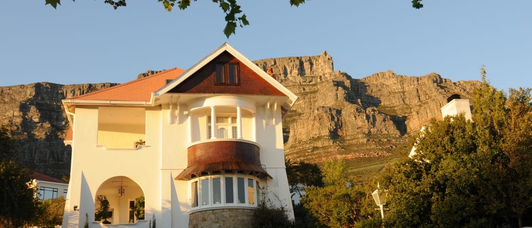 Abbey Manor Front View