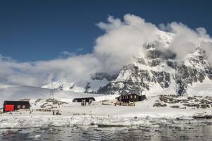 Antarctica Port Lockroy Dietmar Denger Oceanwide Expeditions jpg Dietmar Denger min