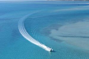 Azura Benguerra speedboat un turquoise waters 4 Azura Benguerra speedboat un turquoise waters 4
