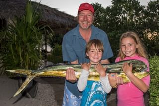 Azura Quilalea Family Fishing Azura Quilalea Family Fishing