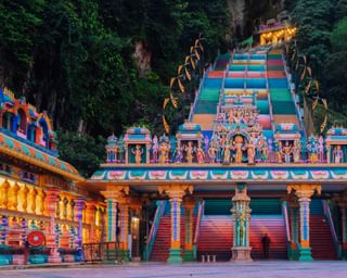 Batu caves Selangor Malaysia min Batu caves Selangor Malaysia min