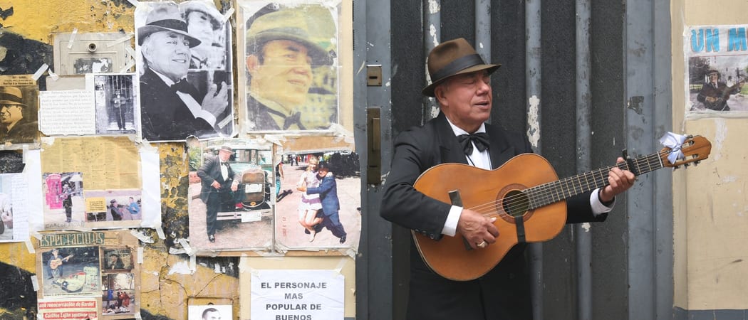 Buenos Aires guitar