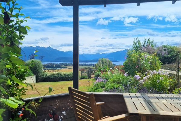 Cabbot Lodge deluxecourtyard view1 NZ Cabbot Lodge deluxecourtyard view1 NZ