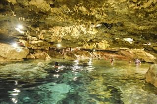 Cenote Yucatan Mexico min Cenote Yucatan Mexico min