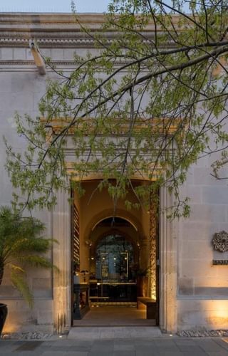 Central Hotel exterior Central Hotel exterior