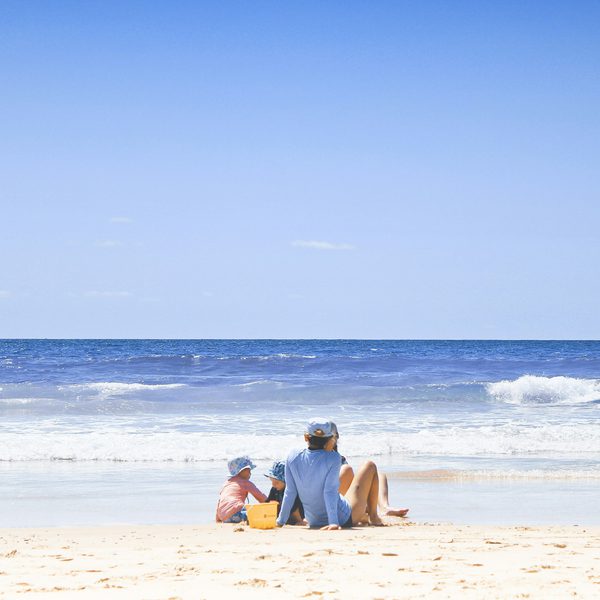 Family on the beach Gold coast Queensland Unsplash
