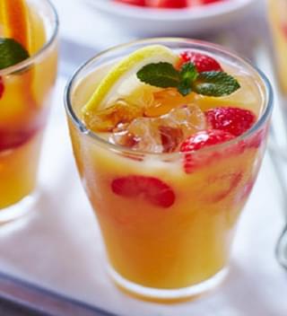Fruit Juice To Stay Hydrated