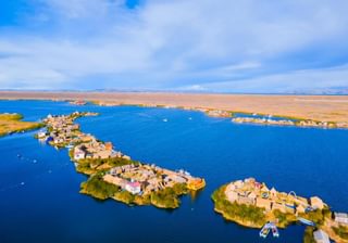 GHL Lago Titicaca reed islands GHL Lago Titicaca reed islands