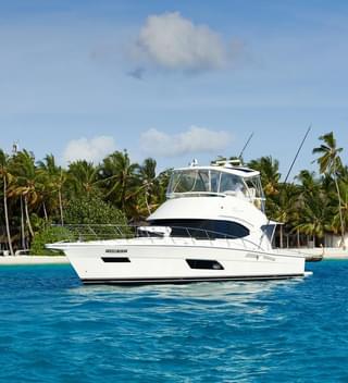 Gili Lankanfushi Yvonnes Transfer Yacht
