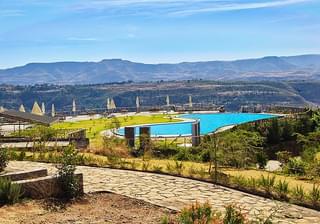 Gondar Hills Pool And Views