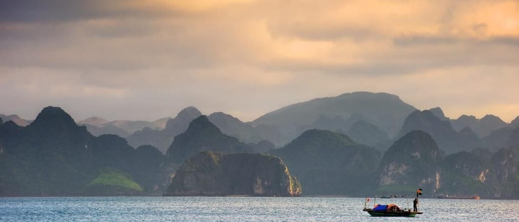 Halong Bay Lan Ha Bay