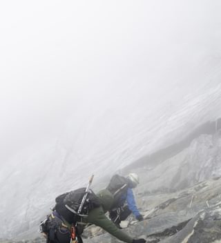 Holly Budge Traversing To Summit Holly Budge Traversing To Summit