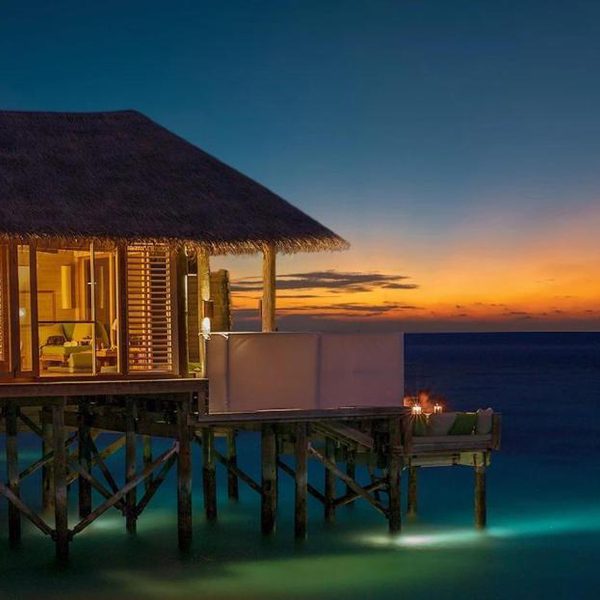 Honeymoon Six Senses Laamu Website