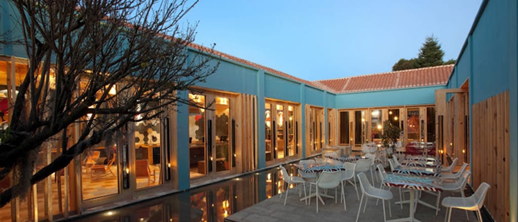 Hotel Bo afuera