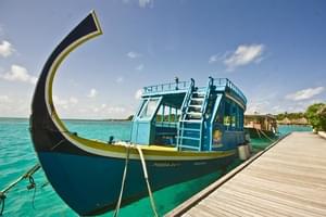 Hudhuranfushi Surf Dhoni Boat
