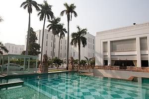 Imperial  Delhi  Pool