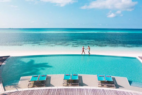KUR couple pool 1600x900 Kuredu Maldives Website KUR couple pool 1600x900 Kuredu Maldives Website