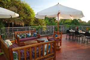 Karibu Guesthouse Seating Karibu Guesthouse Seating