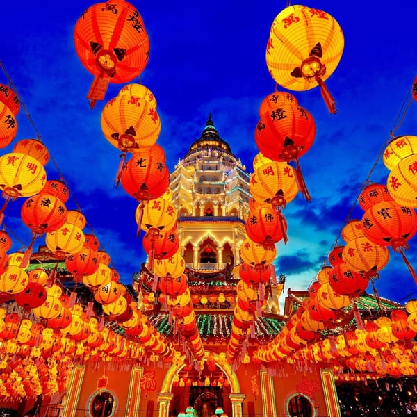 Kek Lok Si Laterns evening Penang Malaysia