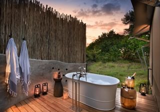 Khwai Leadwood Outdoor Bath Khwai Leadwood Outdoor Bath