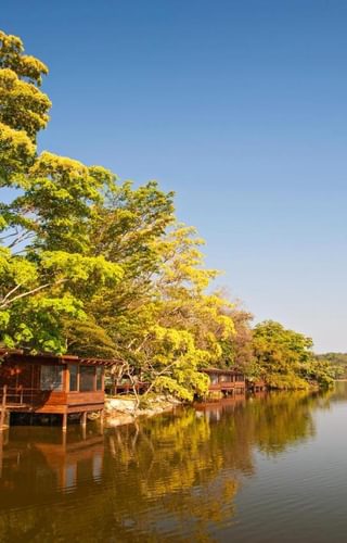 Las Lagunas setting Las Lagunas setting