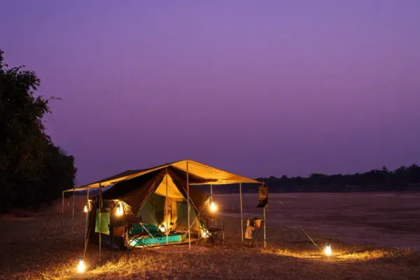 Luangwa Bush Camping Header Luangwa Bush Camping Header