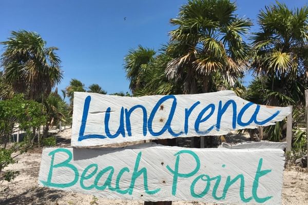 Lun Arena sign Lun Arena sign