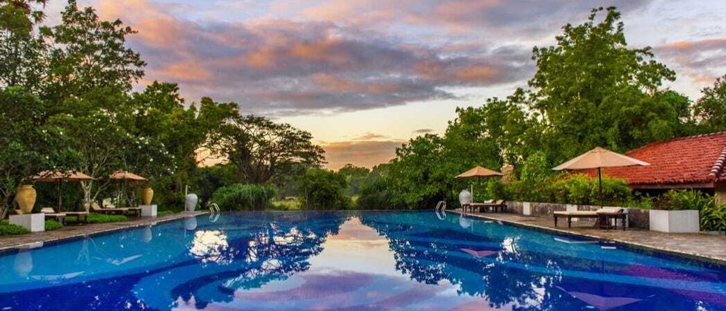 Main pool 2 1049x700