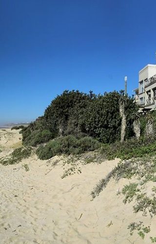 On The Beach Guesthouse