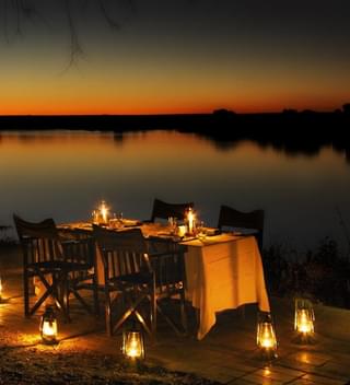 Outside Dining Zambezi Sands