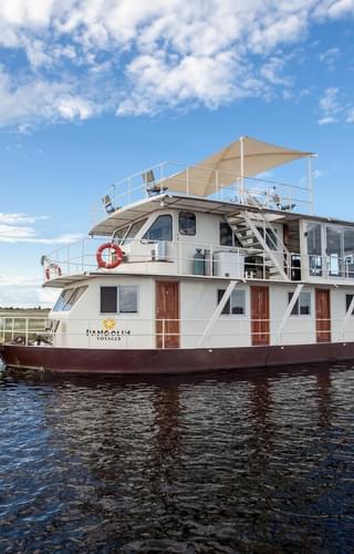 Pangolin Voyager Houseboat Zambezi