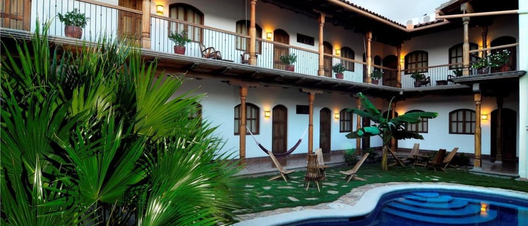 Patio del Malinche pool