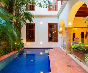 Pool Hotel Quadrifolio Cartagena Colombia