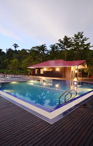 Pool Kinabatangan Riverside Lodge Borneo