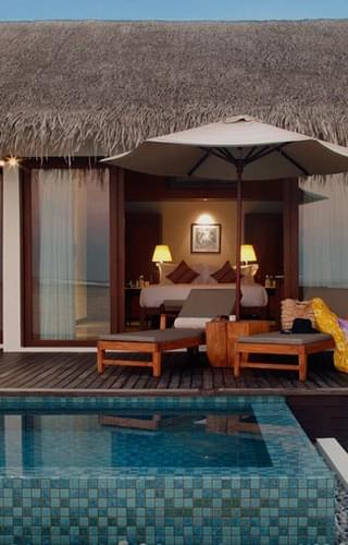 Residence Maldives Beach Pool Villa