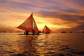 Sailboats and sunset Boracay Philippines min