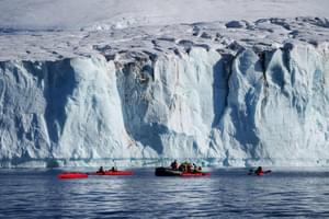 Sea Kayaks Antarctica 3 min