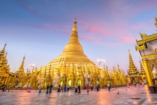 Shwedagon Pagoda Yangon Myanmar Shwedagon Pagoda Yangon Myanmar