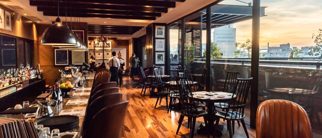 Singular SCL bar area