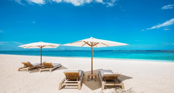St Regis Mauritius Resort Relax On The Beach