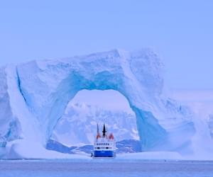 Through the iceberg Ocean Nova Antarctica21 min Edited