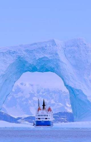 Through the iceberg Ocean Nova Antarctica21 min Edited Through the iceberg Ocean Nova Antarctica21 min Edited