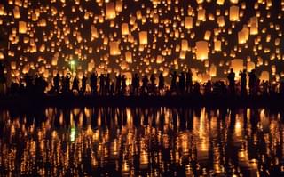 Yi peng lantern festival Thailand