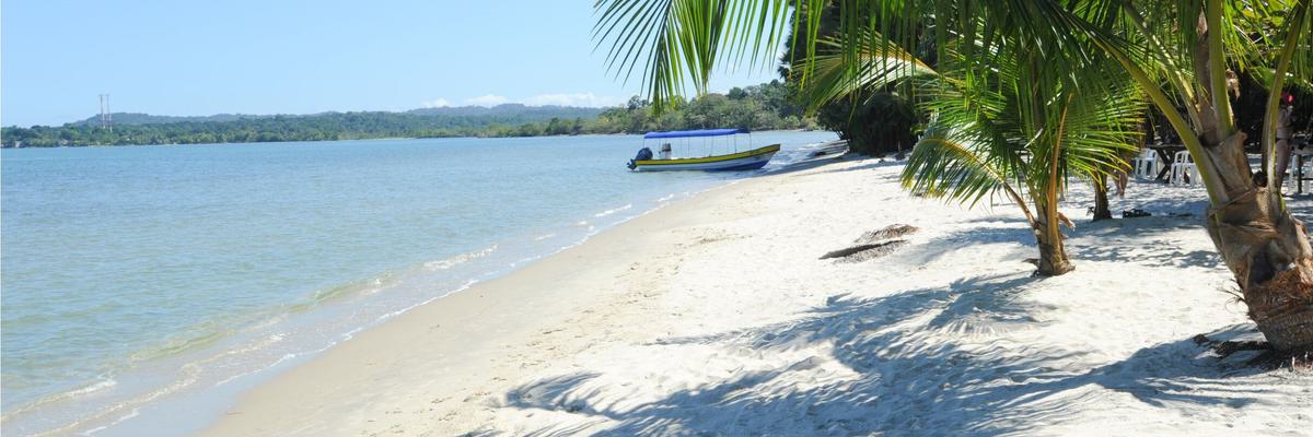 Playa Blanca near Livingston in the Caribbean Guatemala Playa Blanca near Livingston in the Caribbean Guatemala