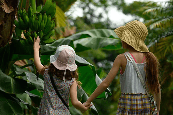 Kids with bananas Kids with bananas