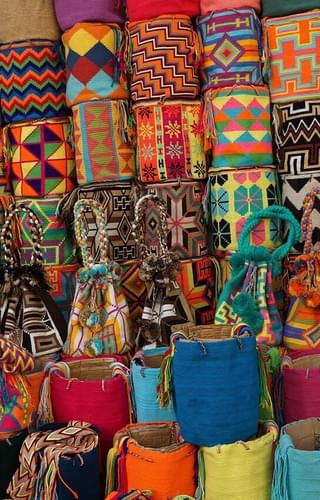 Colombia cartegena market bags colourful min