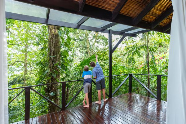 Deck2 rio celecte hideaway Arenal Costa Rica Wetu Deck2 rio celecte hideaway Arenal Costa Rica Wetu