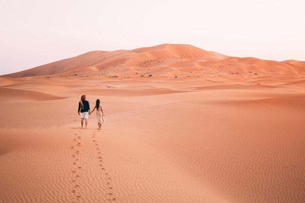 Couple Walking Al Wahat Al Dakhla Desert Egypt Pexels Couple Walking Al Wahat Al Dakhla Desert Egypt Pexels