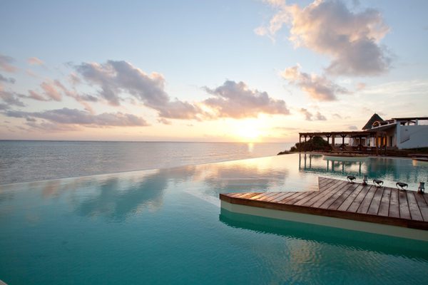 Essque Zalu Infinity Pool Essque Zalu Infinity Pool